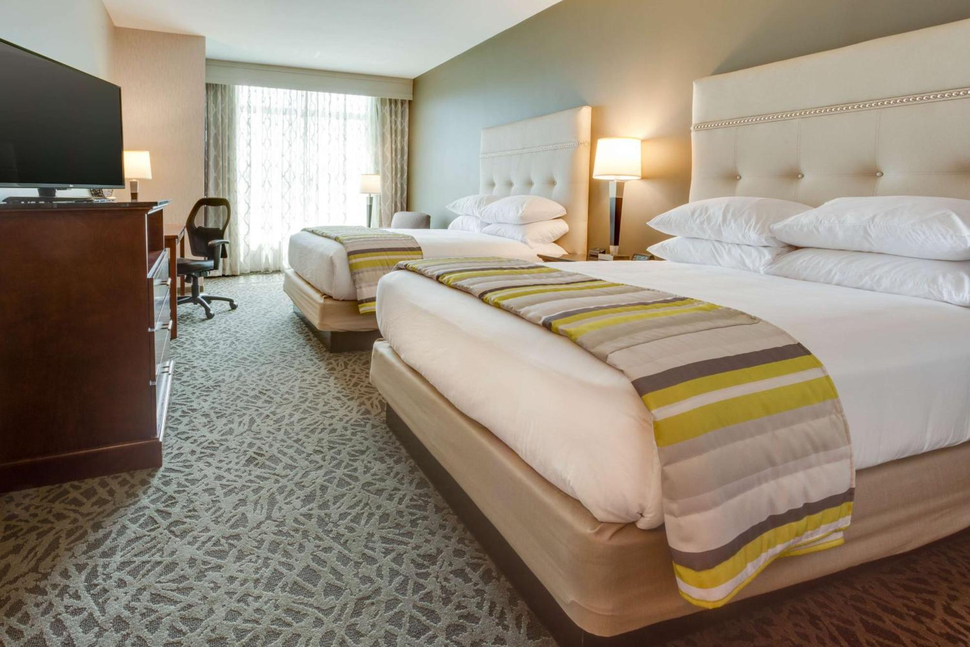 Drury Inn & Suites Pittsburgh Airport Settlers Ridge Eksteriør bilde